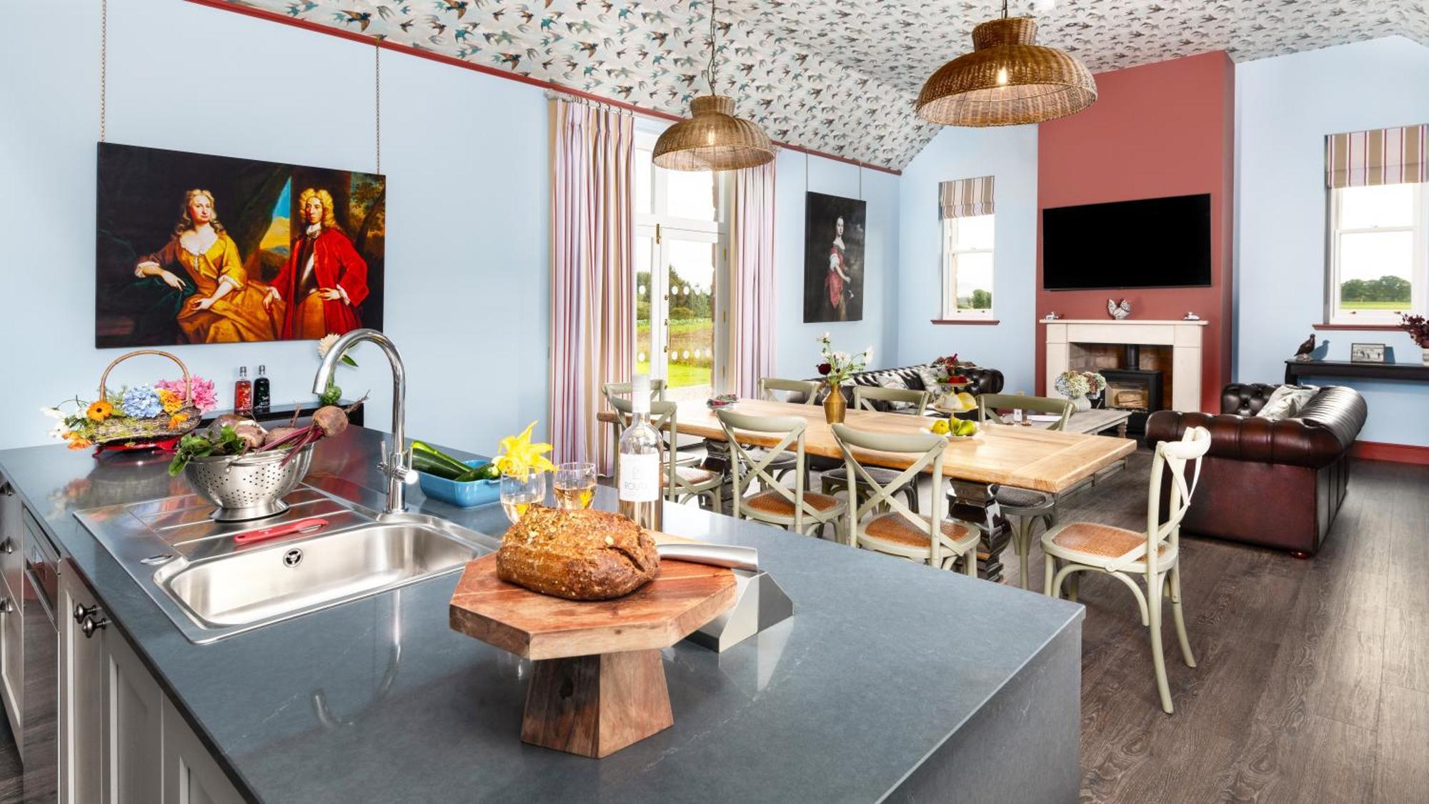 Meikleour Arms Hotel & Restaurant Екстер'єр фото