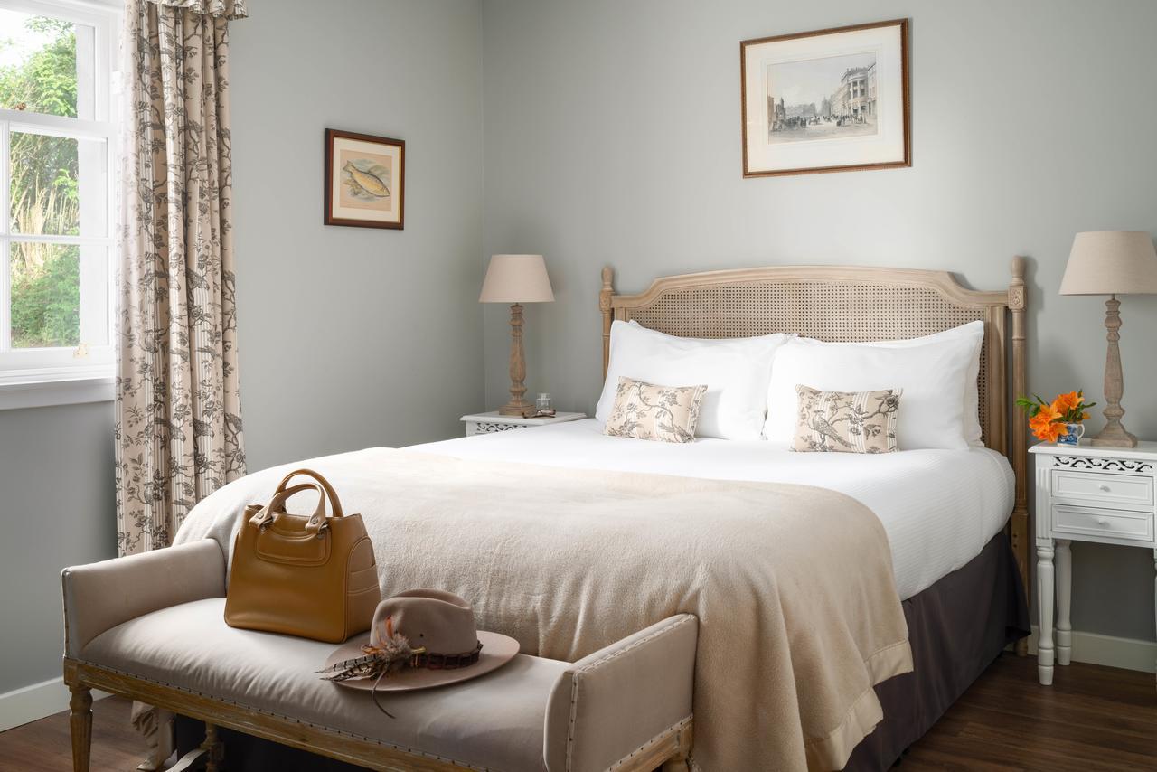 Meikleour Arms Hotel & Restaurant Екстер'єр фото