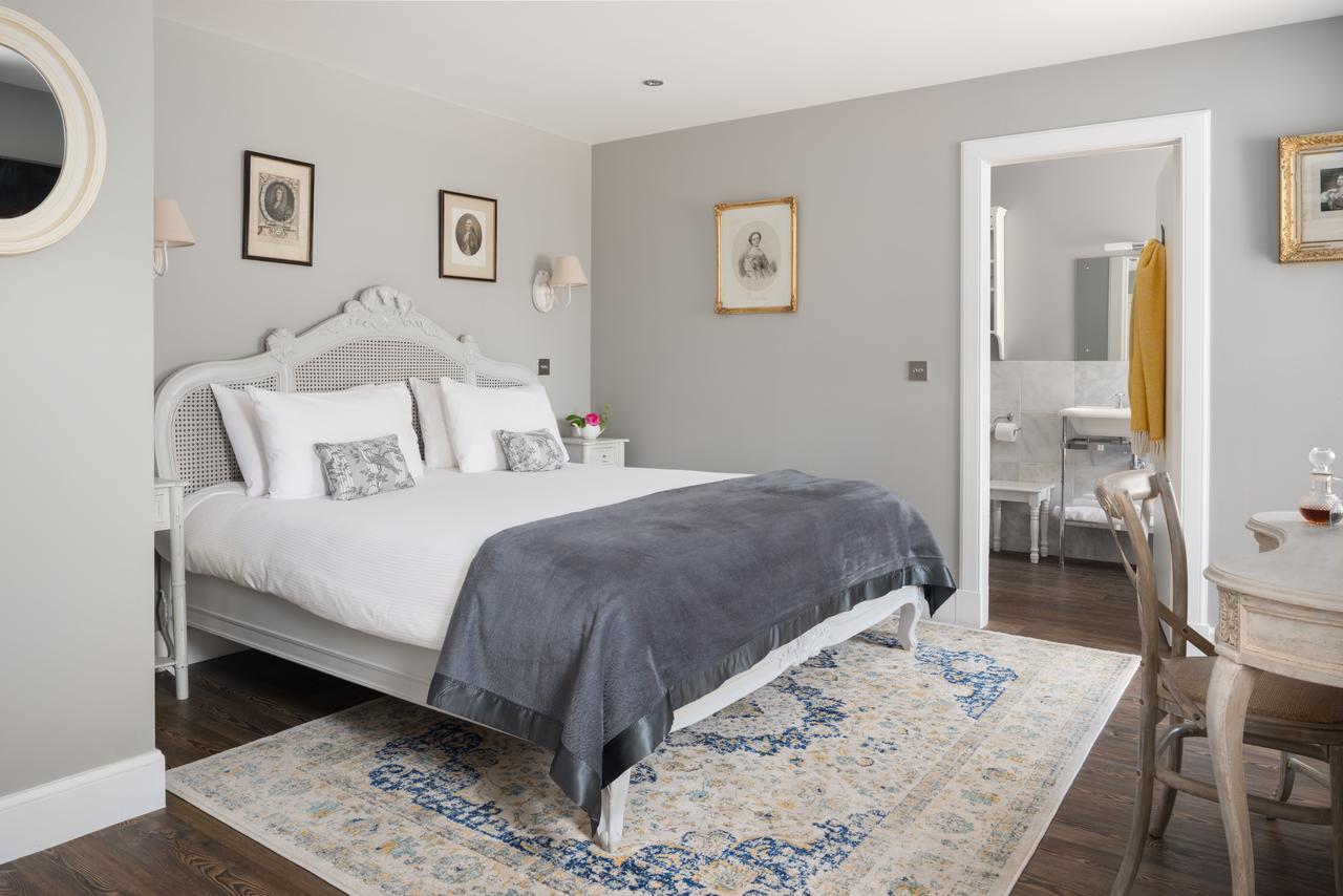 Meikleour Arms Hotel & Restaurant Екстер'єр фото
